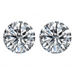 brilliant cut round diamonds side stones by Ava Diamonds